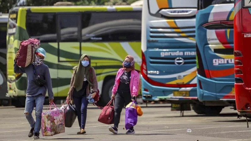 No Booster, No Mudik?