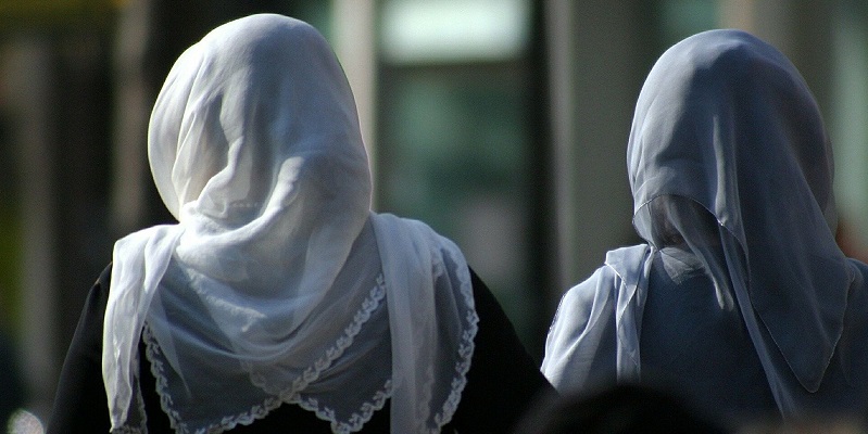Sistem Demokrasi Hanya Alergi kepada Islam