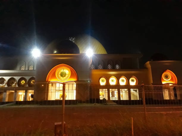 Balasan bagi Kaum yang Bertakwa (Tafsir QS Al-Mursalat: 41-45) (Bagian 2/2)