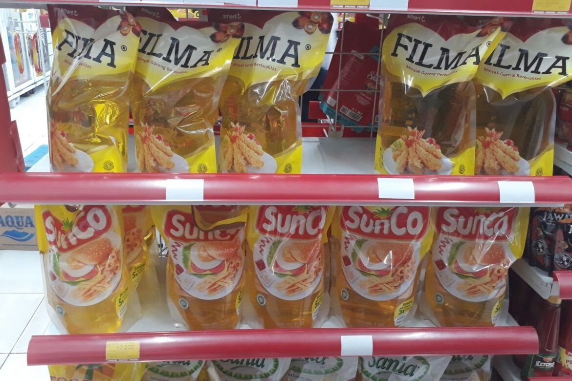 [Kabar] Ekonom FAKKTA Ungkap Penyebab Masih Tingginya Harga Migor
