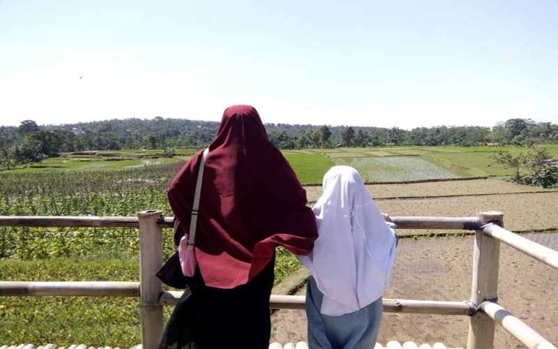 Ibu, Sosok Mulia bagi Remaja Muslim
