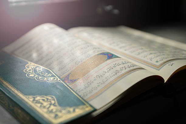 Dua Golongan Manusia yang Disebut dalam Al-Qur’an
