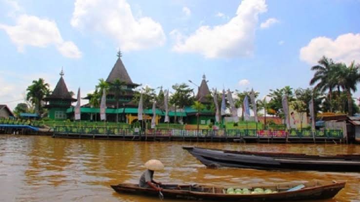 [TapakTilas] Islam di Pulau Seribu Sungai